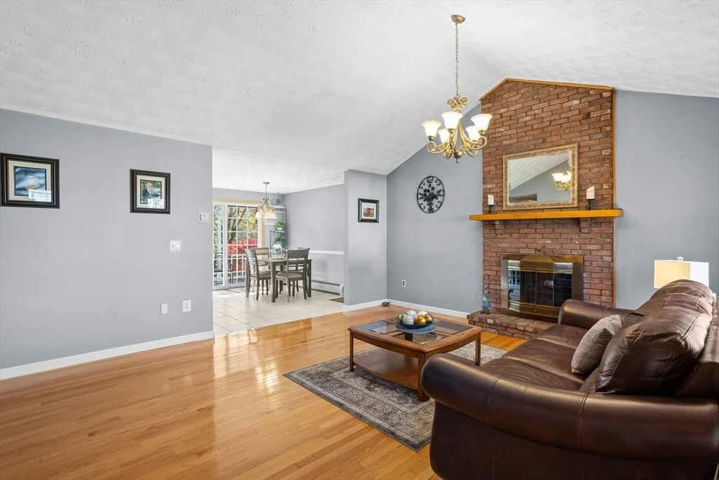 Photo of 128 West St