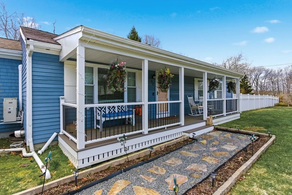 Photo of 72 Kevin Dr