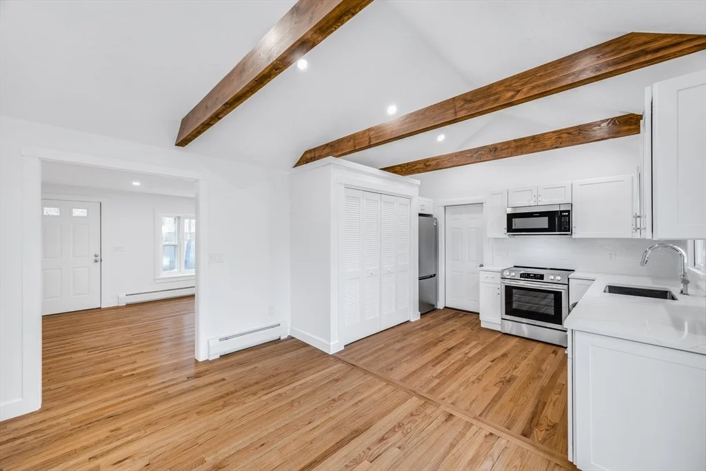 Photo of 310 White Oak Trail