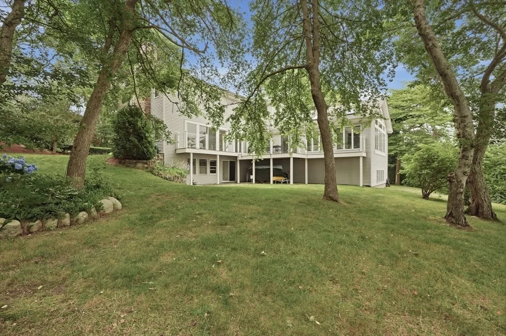 Photo of 34 Shirley Point Rd