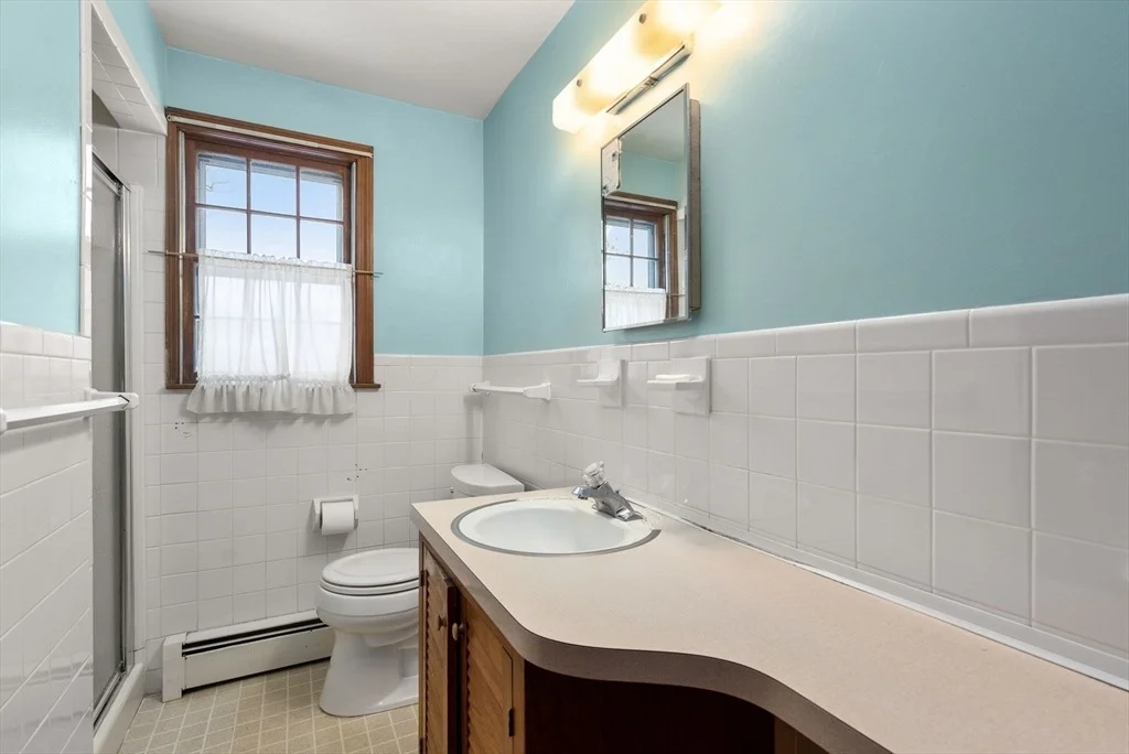 Photo of 51 Robinson Dr