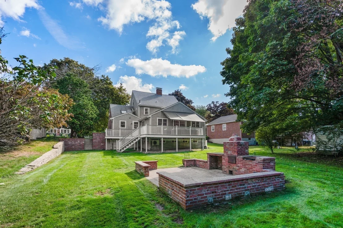 Photo of 139 Webster St