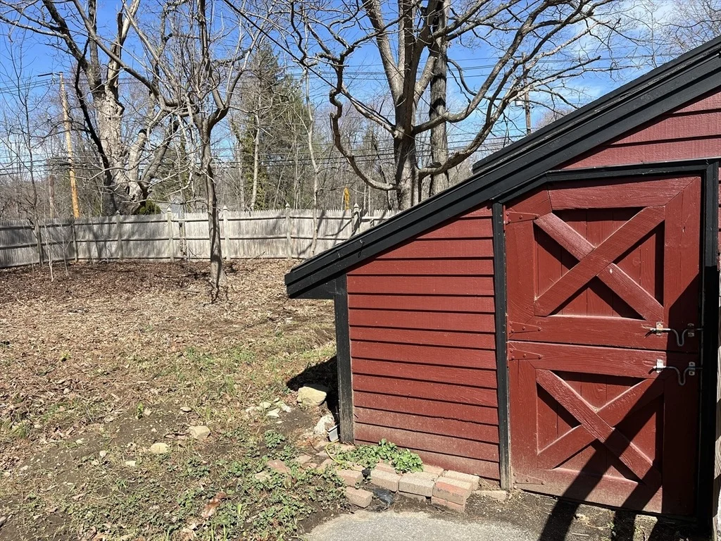Photo of 422 Liberty Square Rd