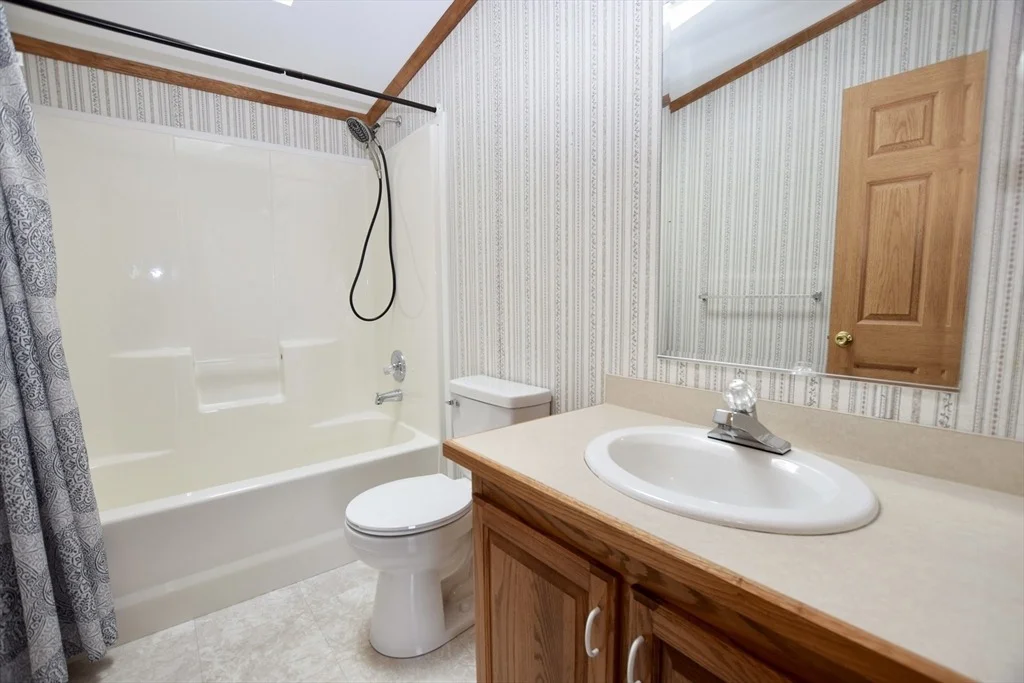 Photo of 29 Lyn Ln.