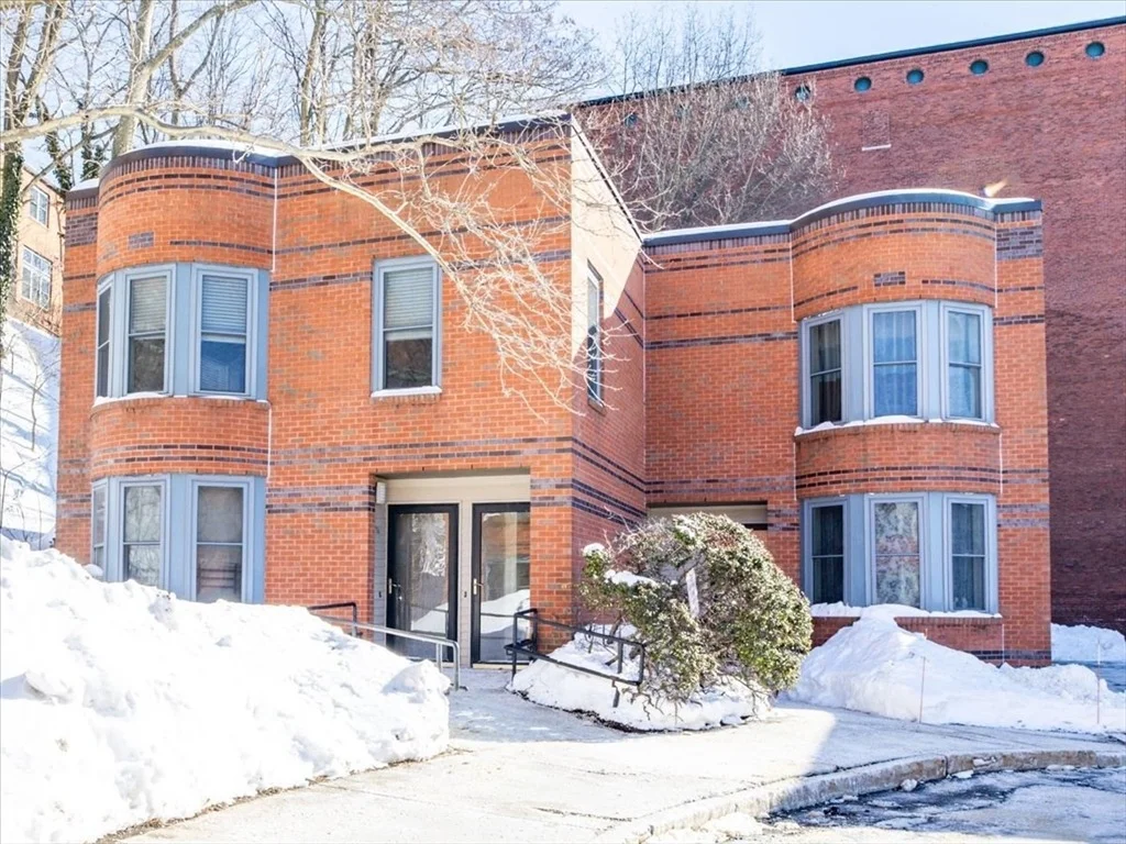 Photo of Unit B at 7 Eugene Circle