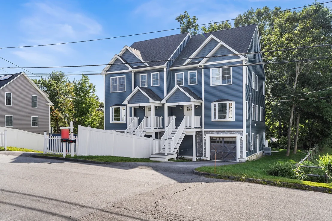 Photo of 32 Valmor St