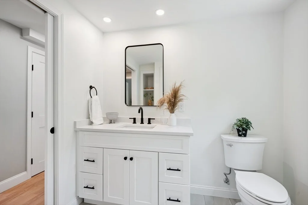 Photo of 32 Mountain Ave