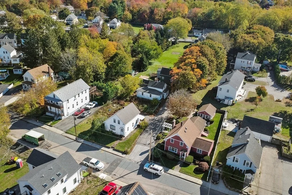 Photo of 1 Pond Pl