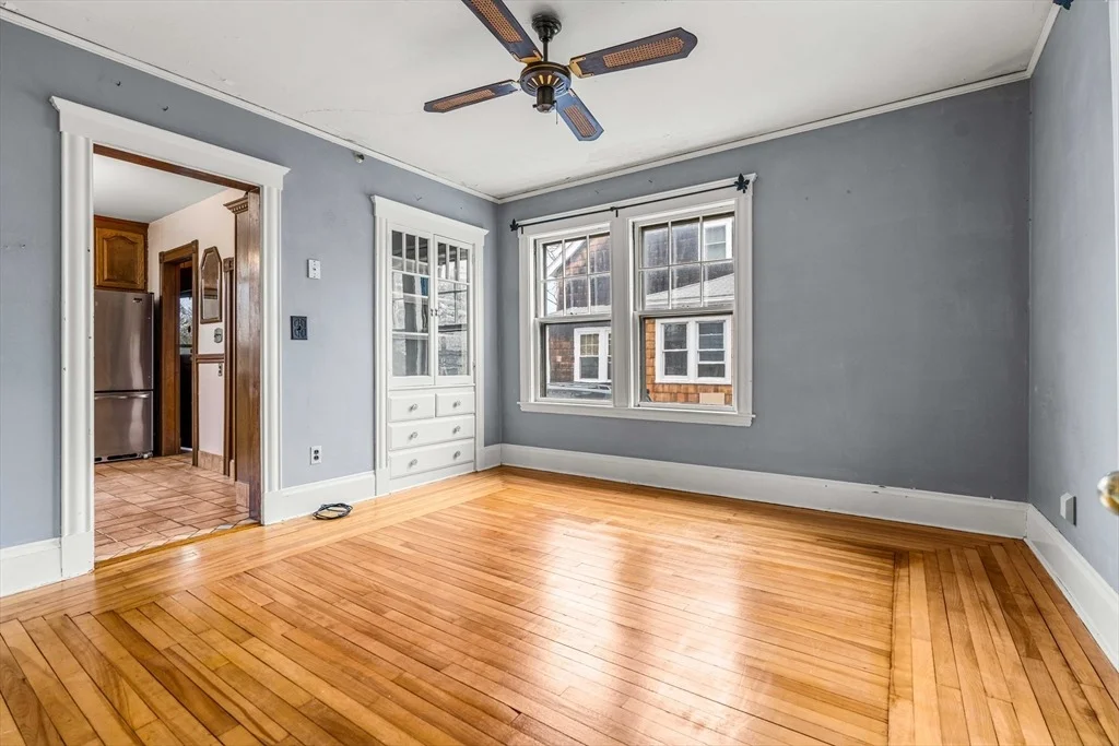 Photo of 184 Aspen Rd