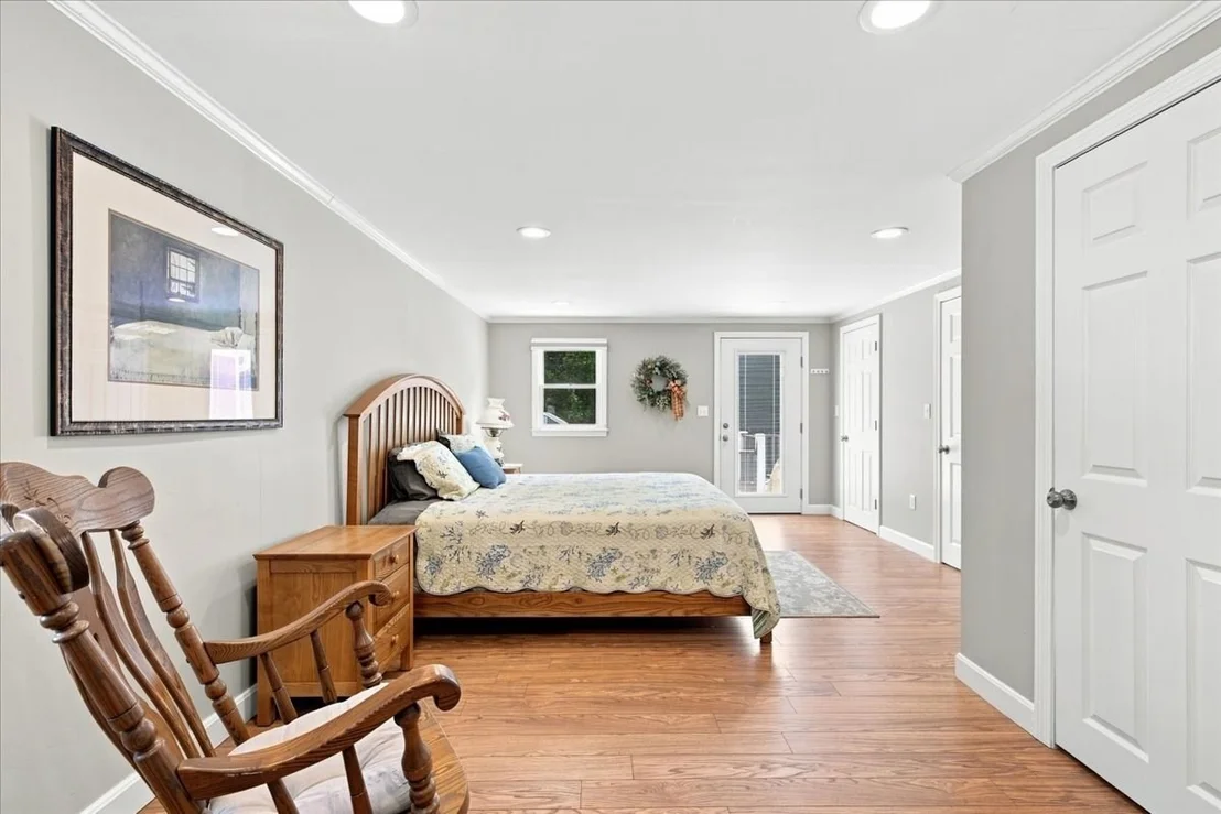 Photo of 46 Hoover Road