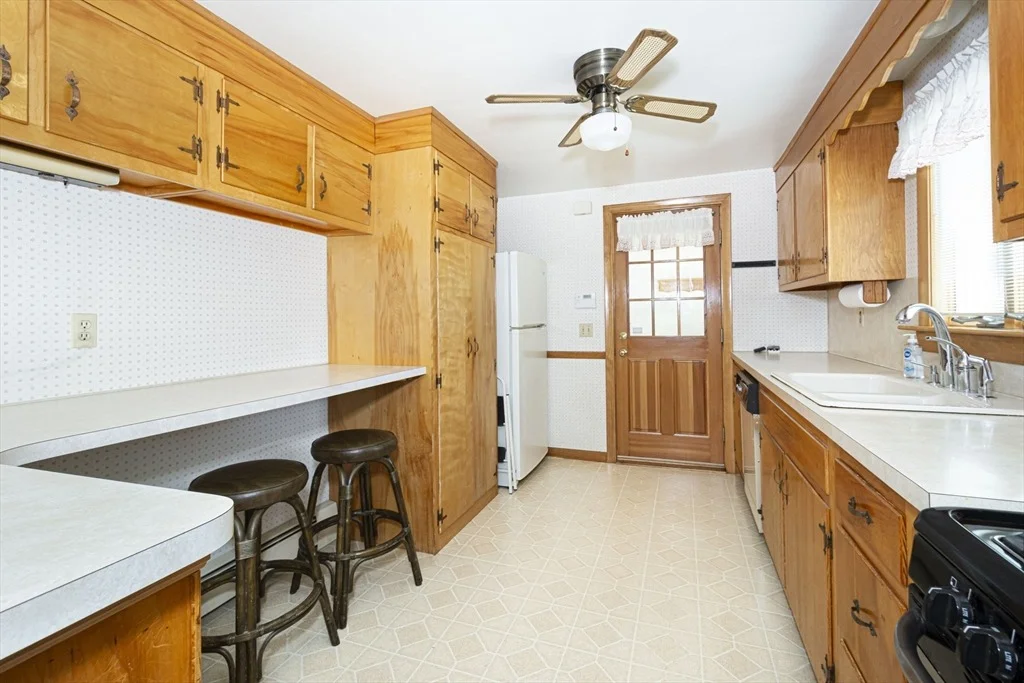 Photo of 463 Farm Rd