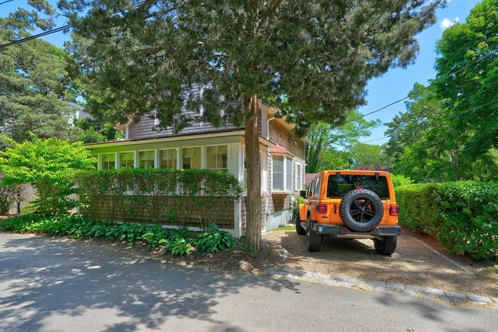 Photo of 27 Laurel Avenue