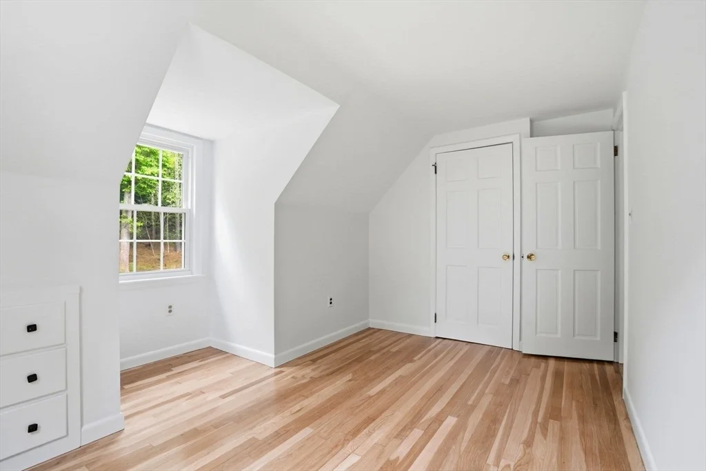 Photo of 147 Forest St
