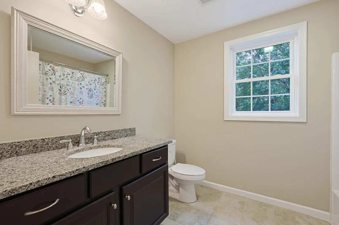 Photo of 15 Willow Brook Lane