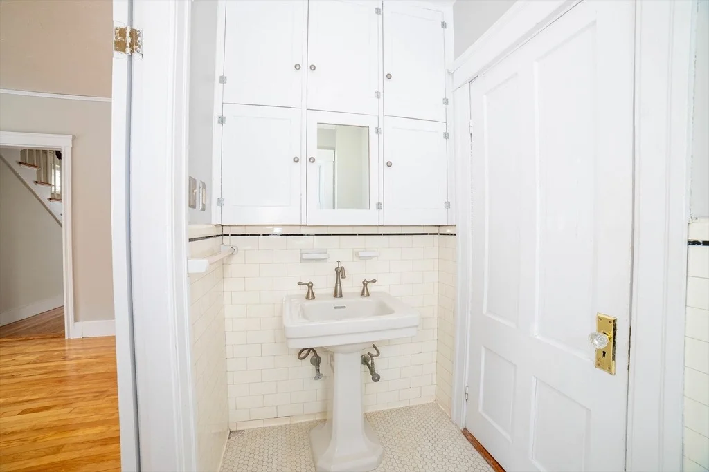 Photo of 18 Hadwen Lane