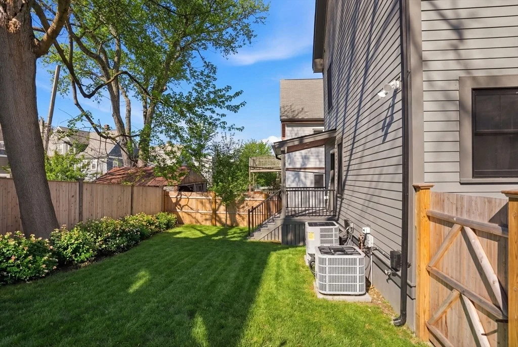 Photo of 180 Larch Rd