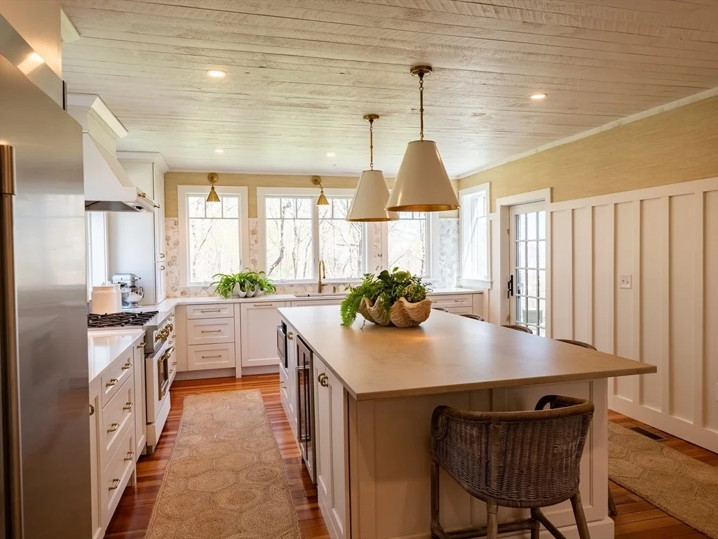 Photo of 35 Mayflower Rd