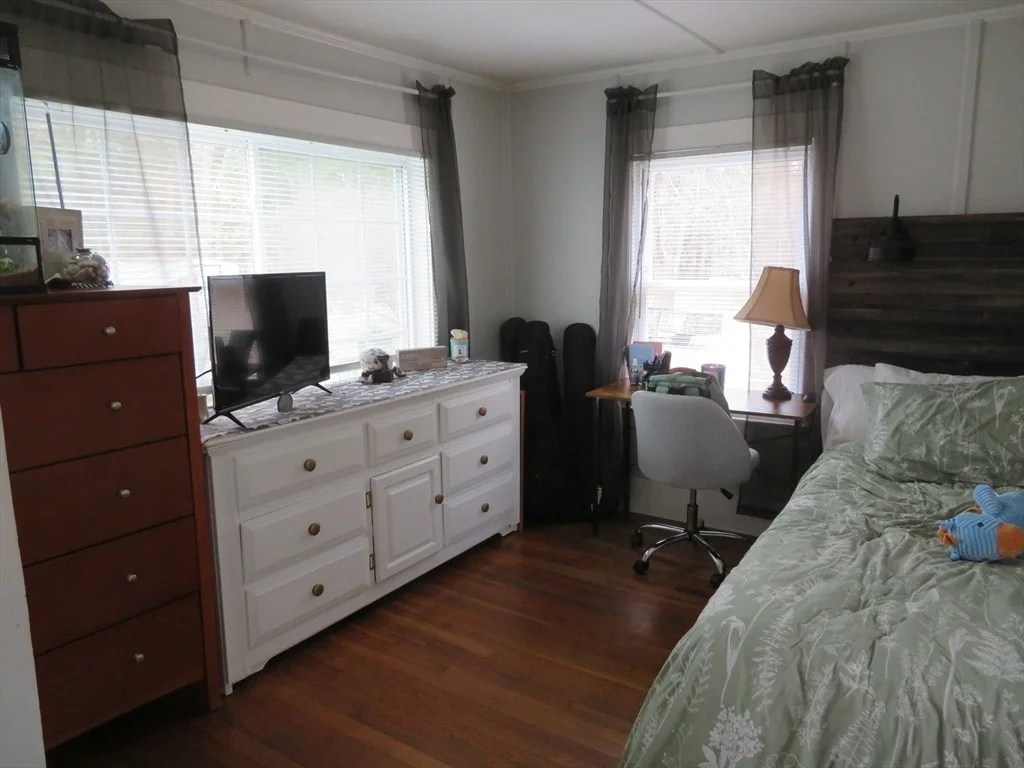 Photo of 34R Pine