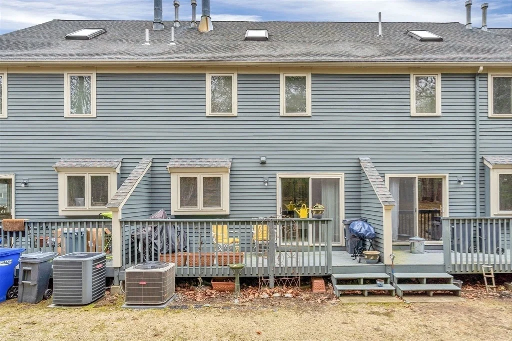 Photo of Unit 6 at 21 Deer Path