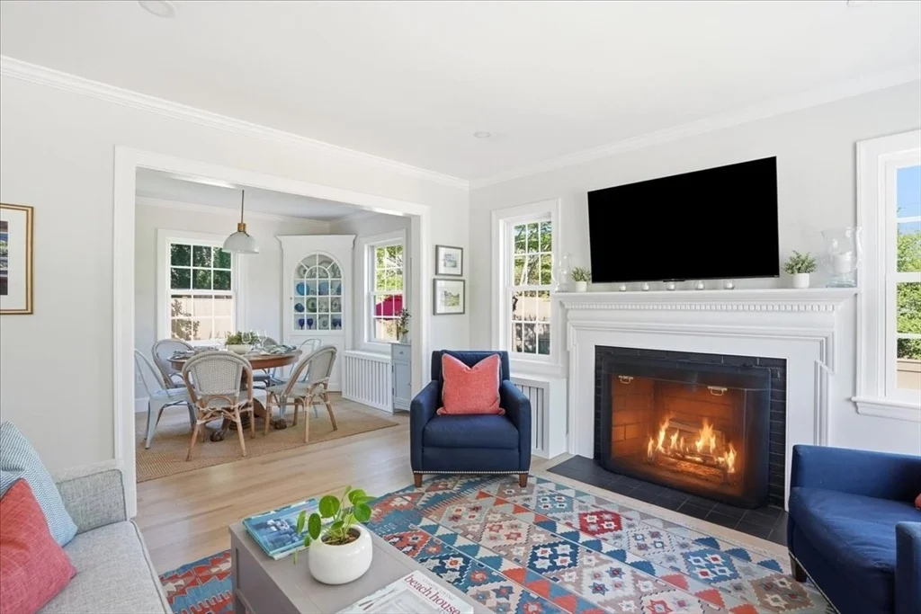 Photo of 77 Cushing Road