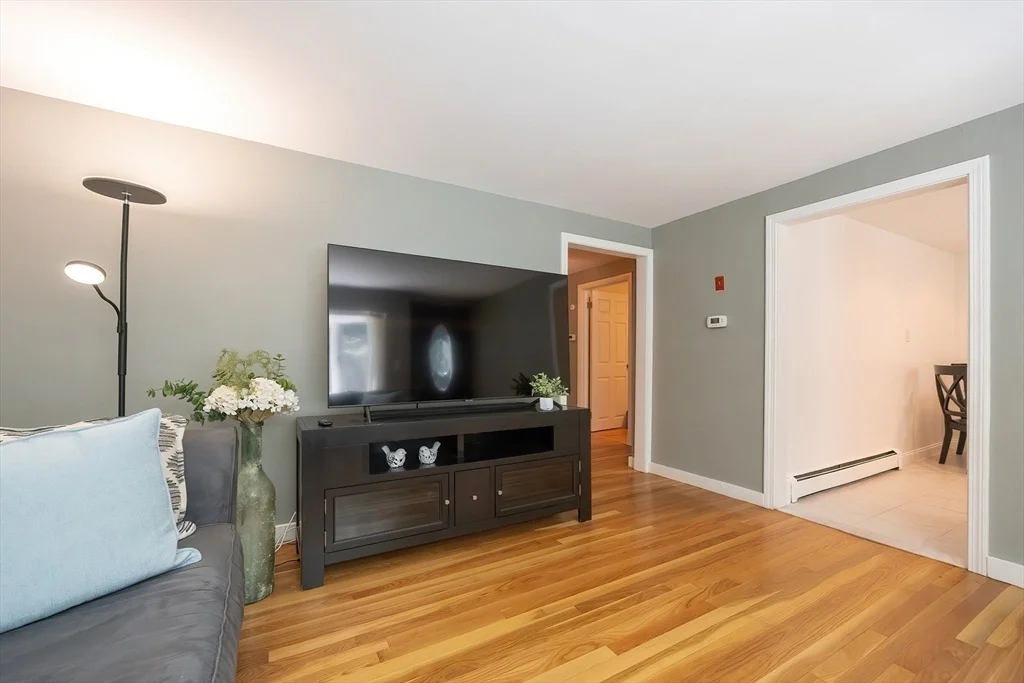 Photo of 103 Leland Rd