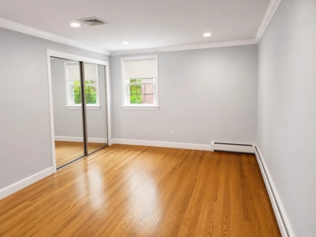 Photo of 22 Harvest Ln