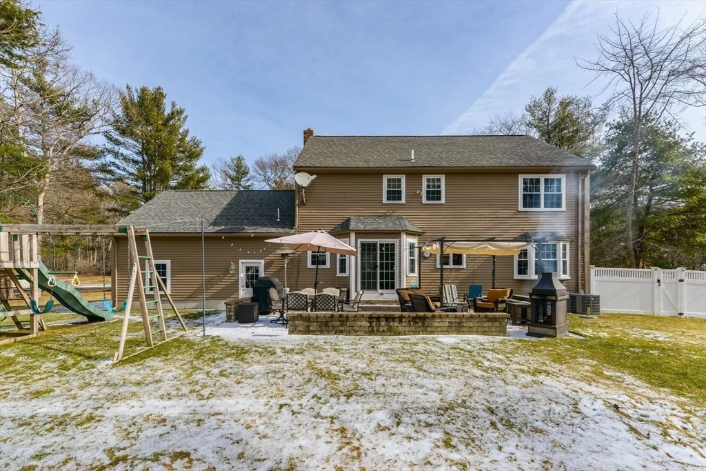 Photo of 19 N White Pine Ln