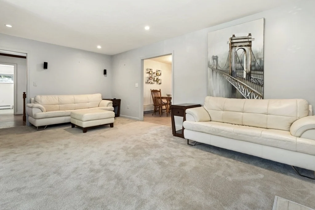 Photo of 185 Hemlock Drive
