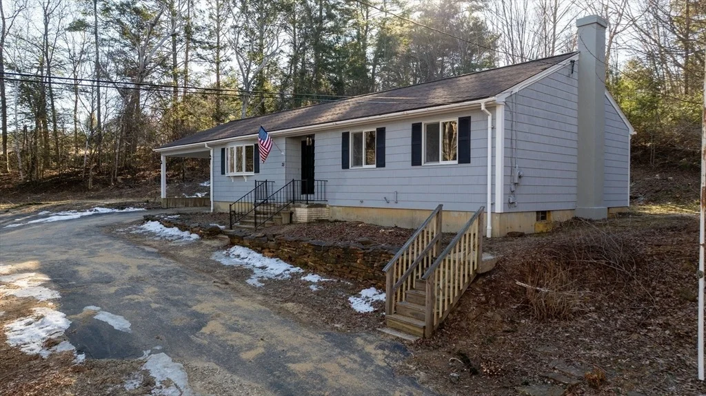 Photo of 28 Long Hill Rd