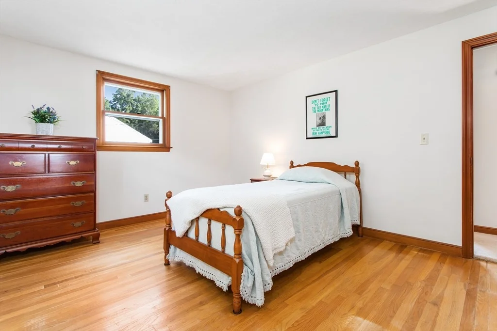 Photo of 9 Hemlock Rd