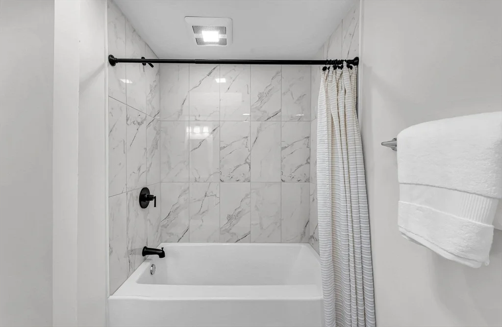 Photo of 115 Saint James Ave