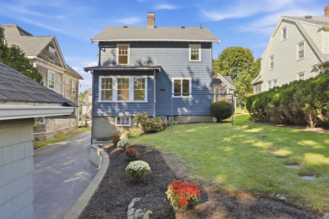 Photo of 23 Stone Ave.
