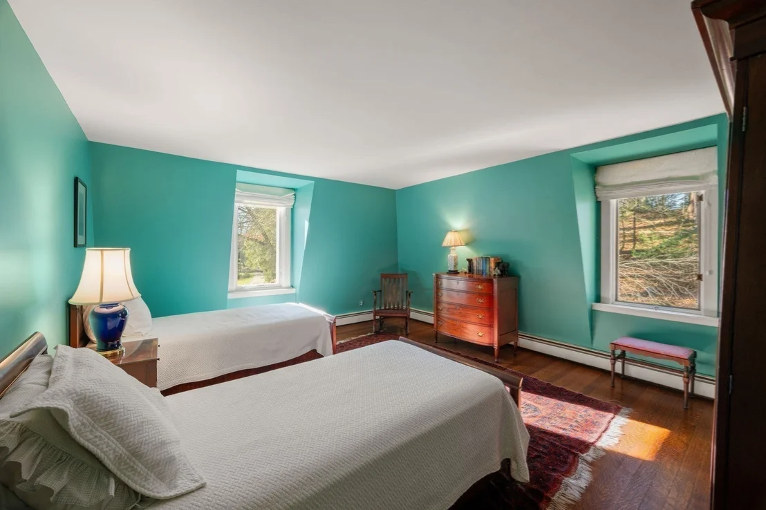 Photo of 48 Paine Avenue