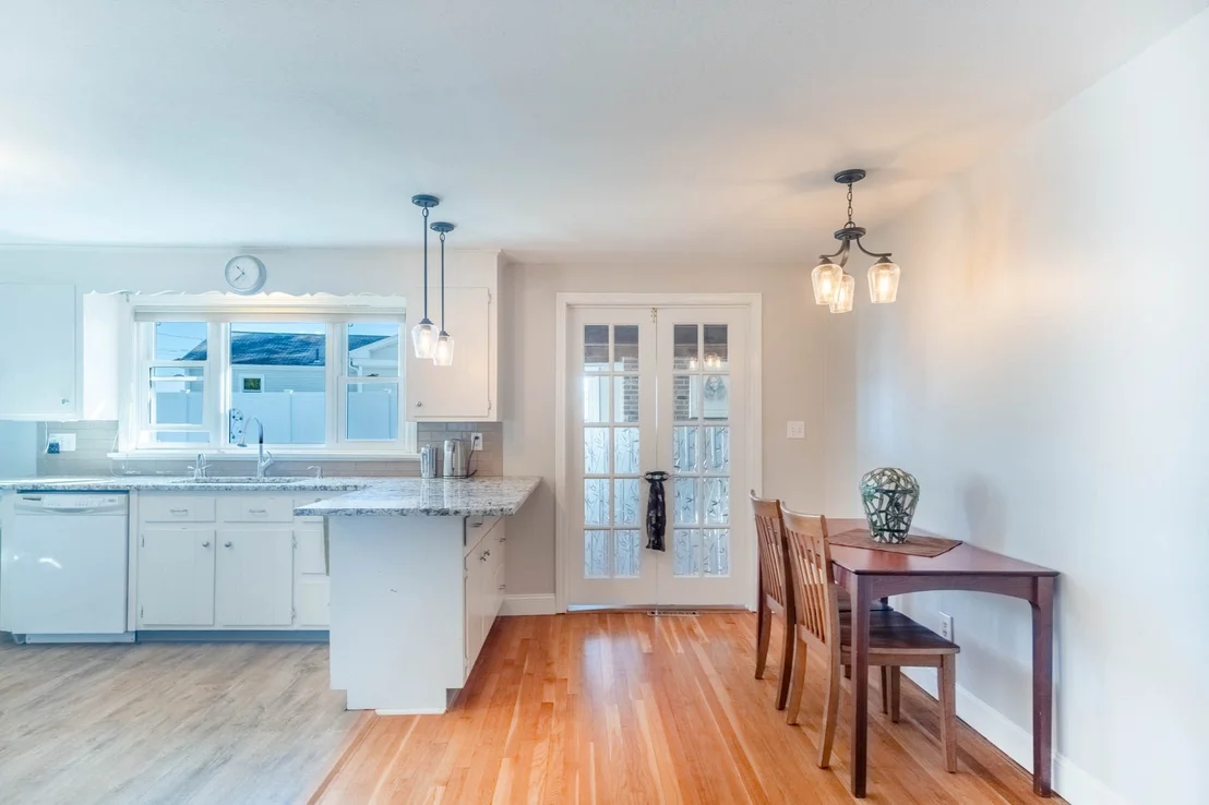 Photo of 11 Hillview Rd