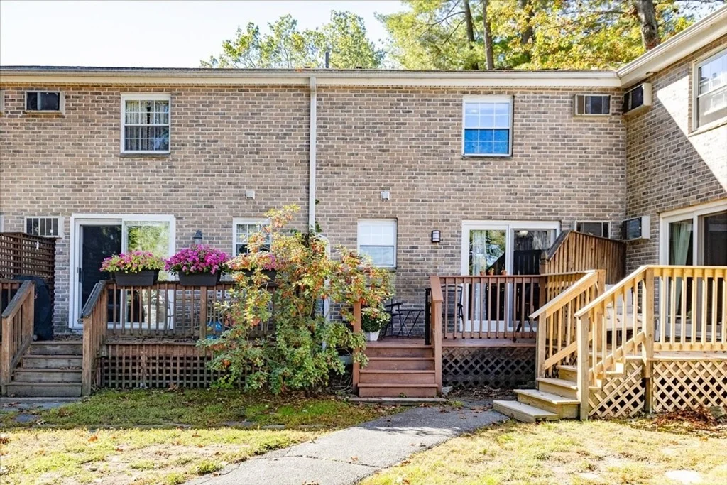Photo of Unit 7 at 75 Sandy Pond Road