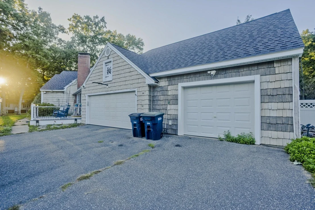 Photo of 42 Glenn Dr