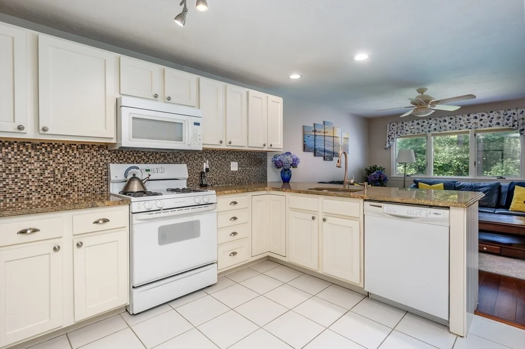 Photo of Unit 70 at 2 Mainsail Cir