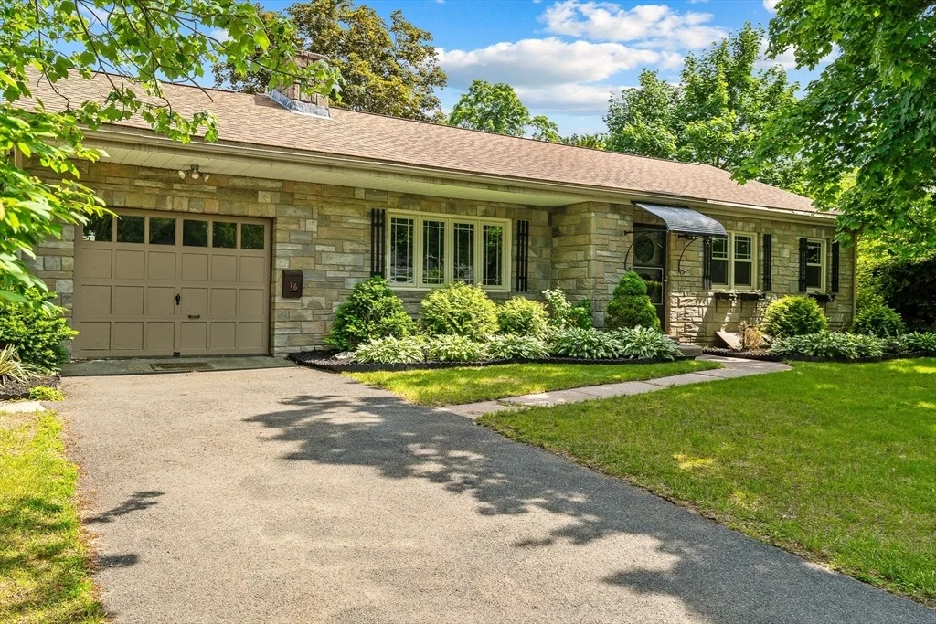 Photo of 16 Sheldon Ave