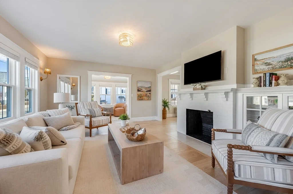Photo of 8 Riverside Ave