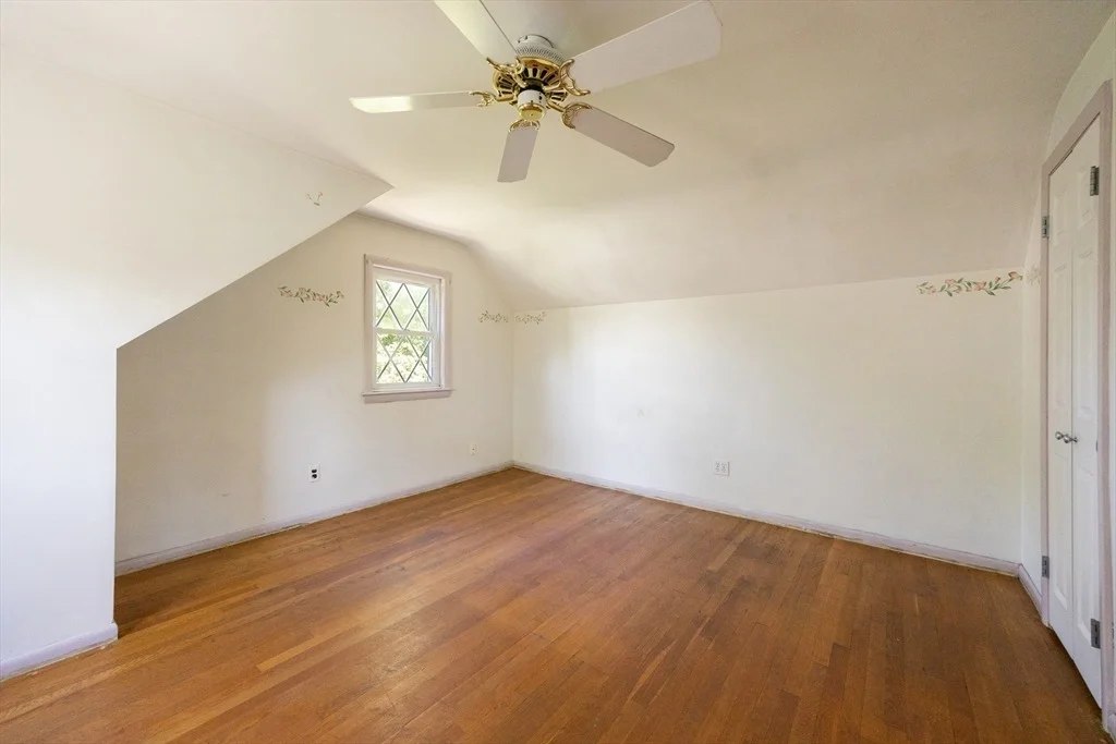 Photo of 4 Cypress Rd