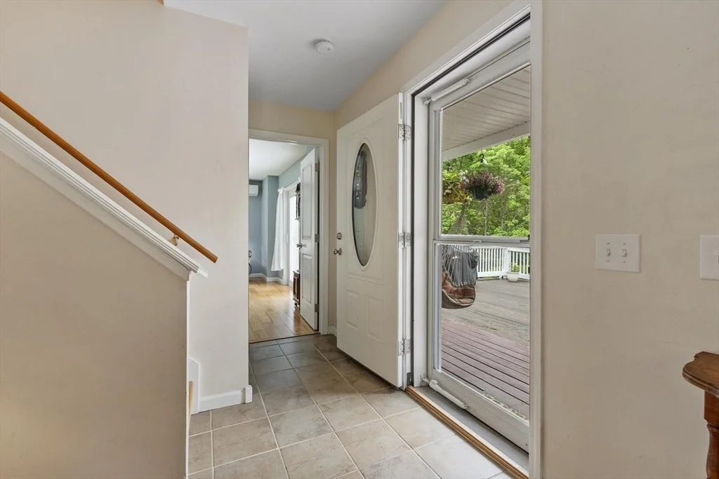 Photo of 240 Farley Rd