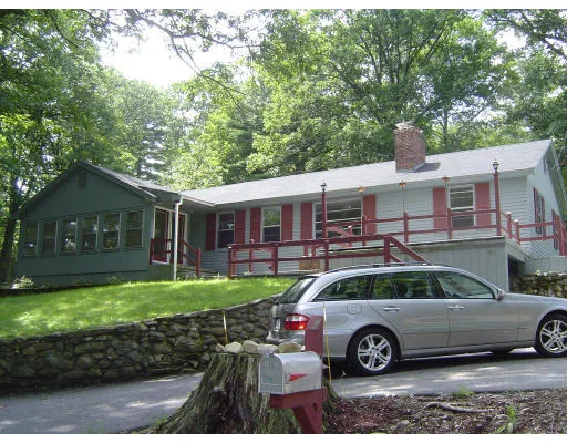 Photo of 90 Mechanic St