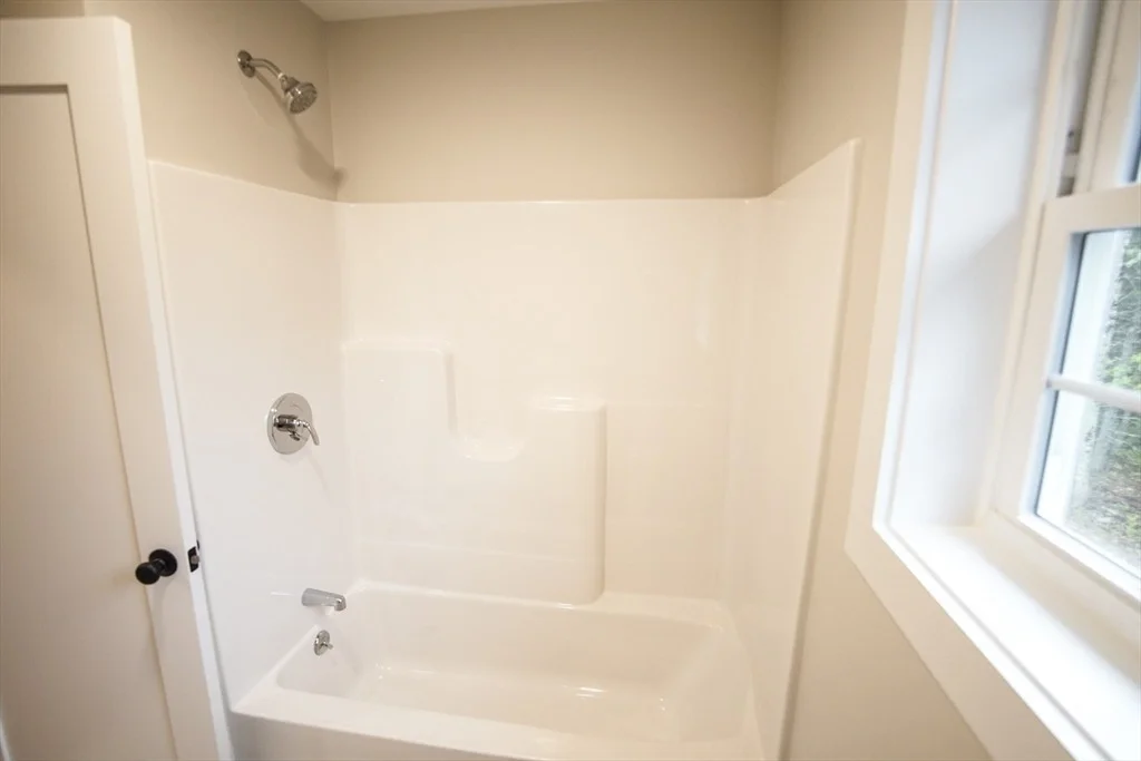 Photo of 140 Tispaquin St