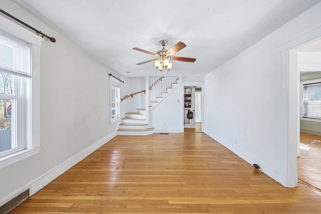 Photo of 12 Eade St