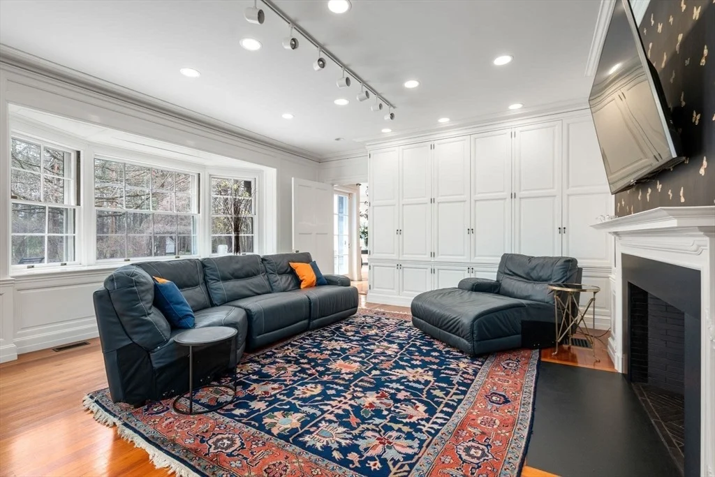 Photo of 650 Canton Ave