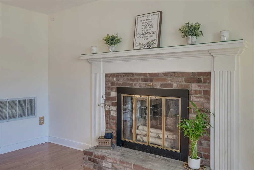 Photo of 56 Chase Rd