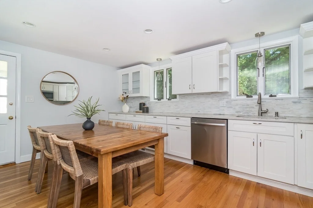 Photo of 23 Lexington Rd