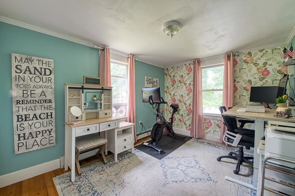 Photo of 30 Edgewood Ln