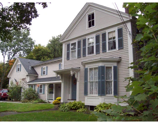 Photo of 430 Main St
