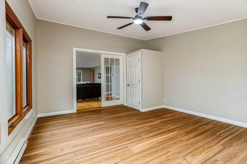 Photo of 106 Marshall St